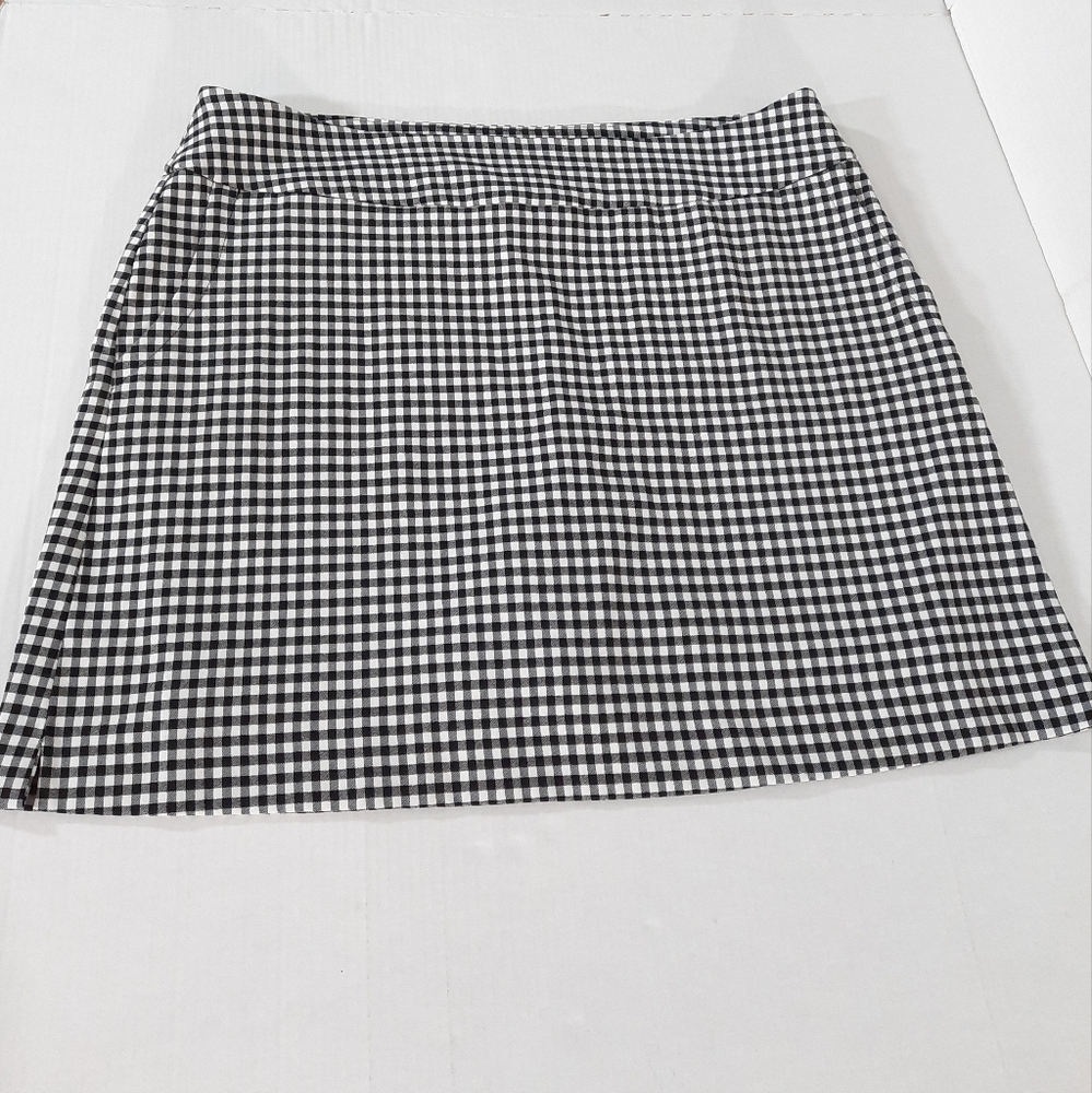 Stretch Mini Skirt w/ Pockets & Built-in Shorts